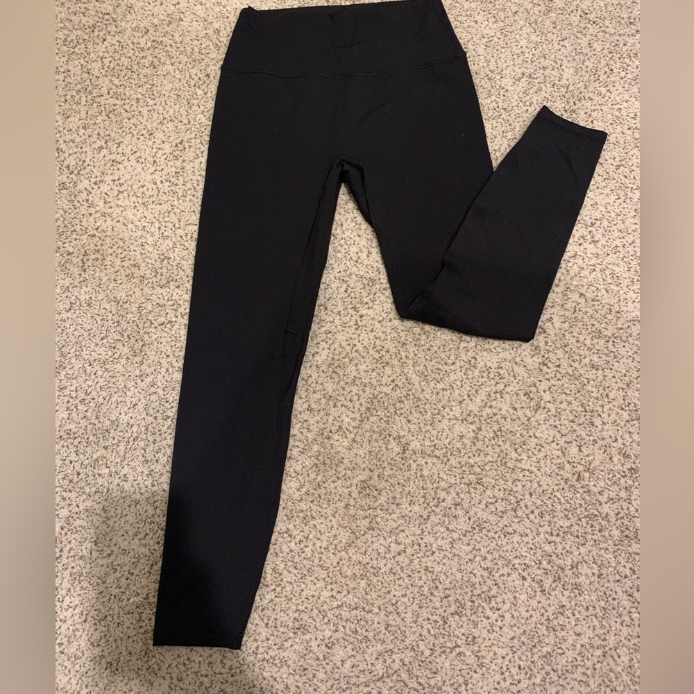 Level brand soft and sculpt black leggings size large